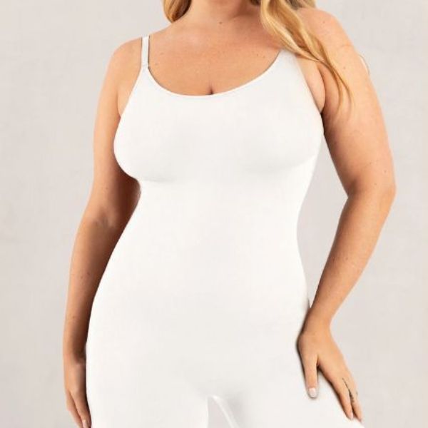 Body mit rundem Ausschnitt bis zur Mitte des Oberschenkels